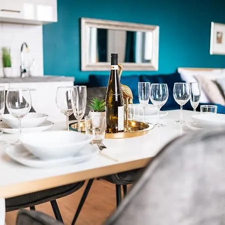 Cavallo Romantic Rooftop L Studio City Center Balcony *